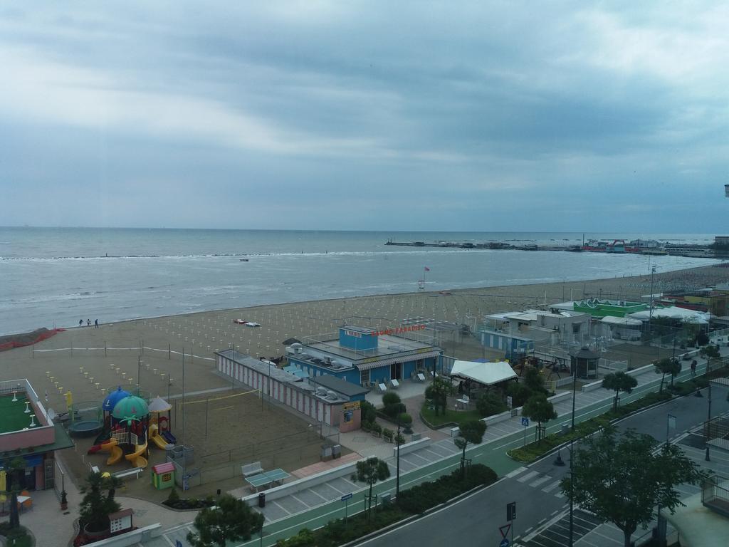 Hotel Al Ragno Cesenatico Exterior foto